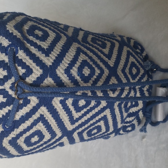 Southern Tide Ikat Backpack. - Picture 4 of 7